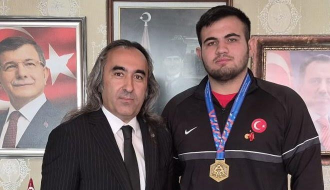 AYDOĞMUŞ : YOZGATLI YİĞİDİMİZ AYBERK BOSTAN GÖĞSÜMÜZÜ KABARTTI