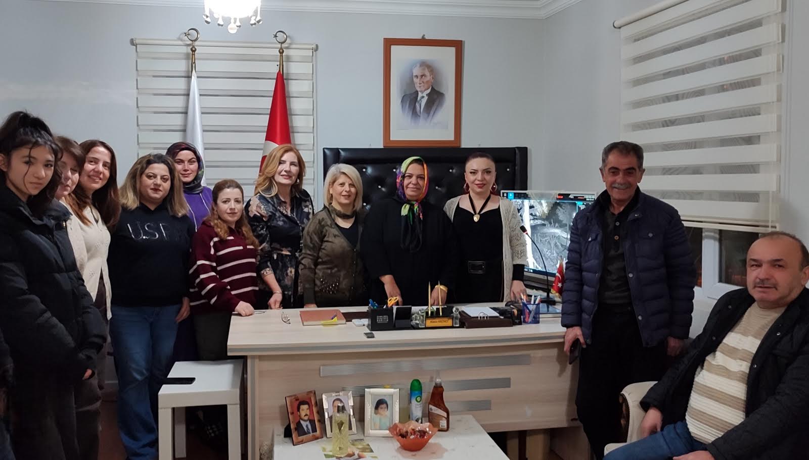 YODES YÖNETİMİNDEN BAYAN KÖY MUHTARINA ANLAMLI ZİYARET