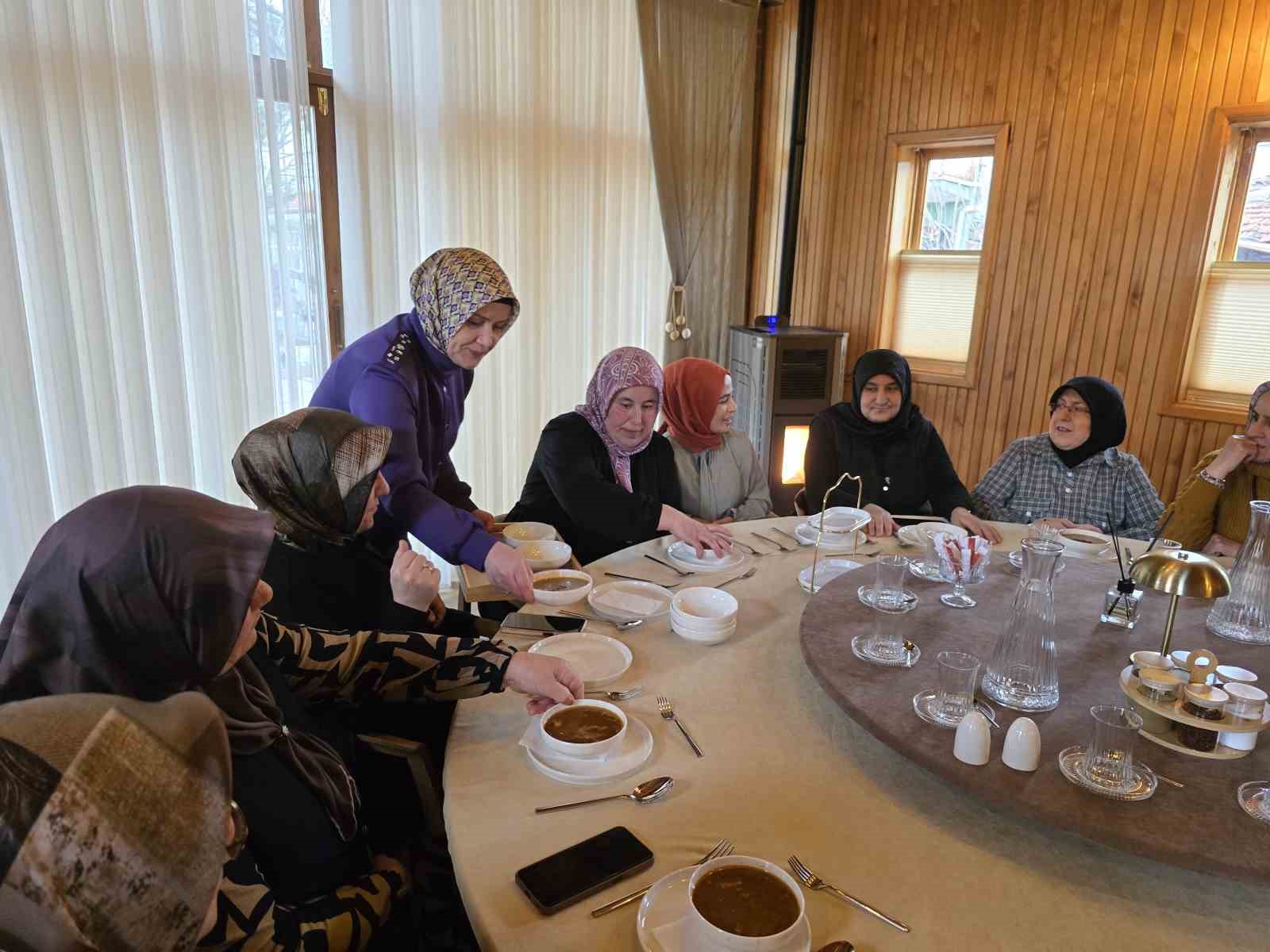 SORGUN BELEDİYESİ KADINLARI TEMİZLİK VE BULAŞIK DERDİNDEN KURTARDI 