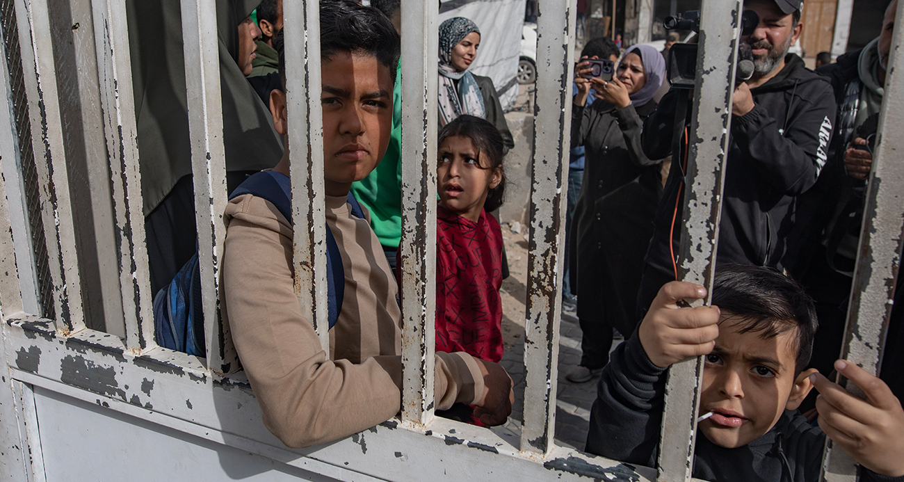 REFAH'IN ÇİFT YÖNLÜ AÇILIŞININ İLK GÜNÜNDE 12 KİŞİ MISIR'A GEÇTİ 