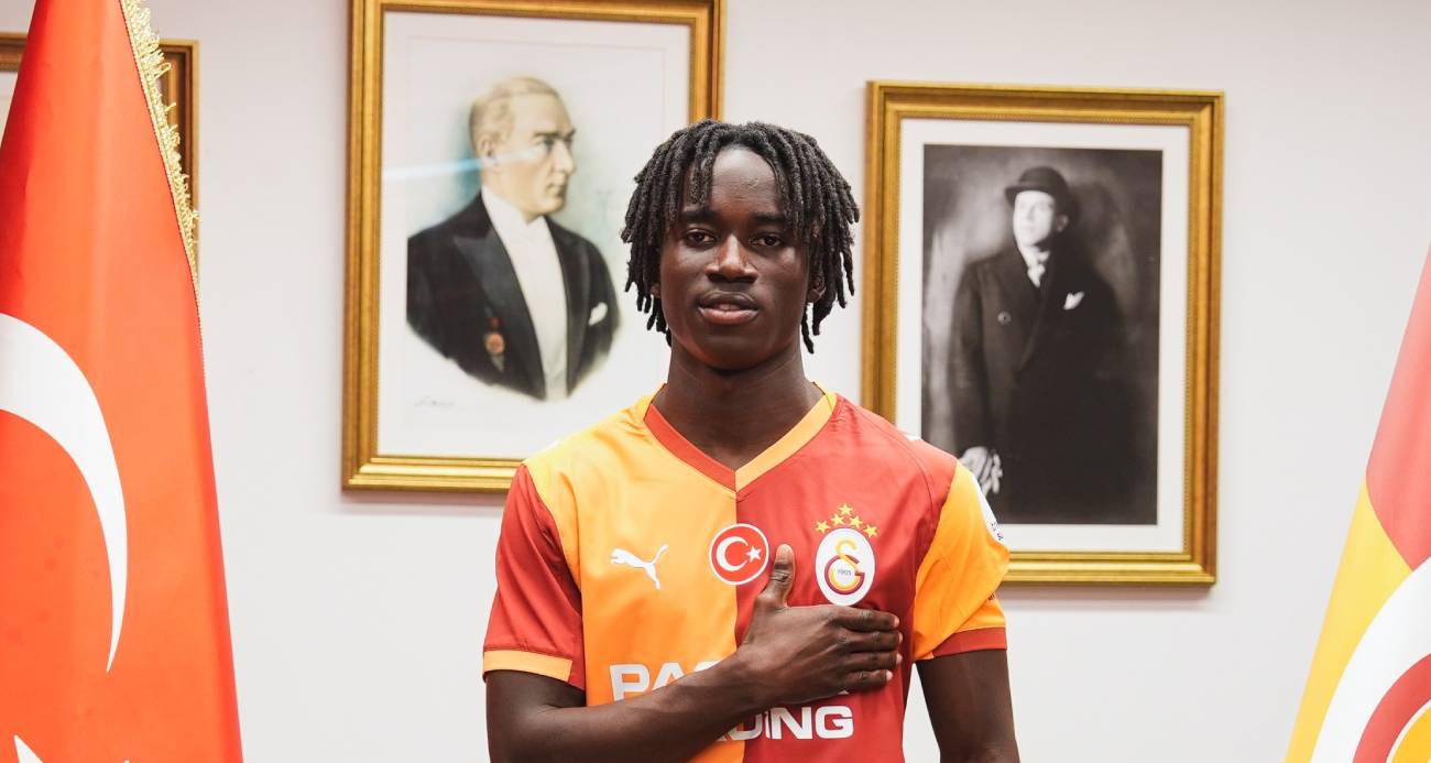 GALATASARAY, 5 FUTBOLCU TRANSFER ETTİ 