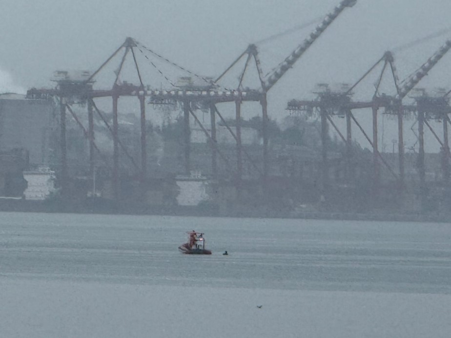 GEMLİK SAHİLİ’NDE ERKEK CESEDİ BULUNDU 