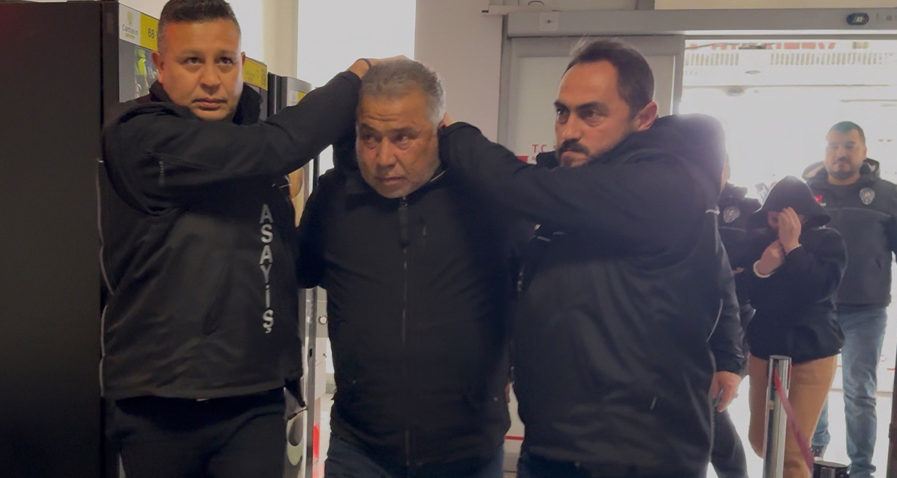 MADDİ HASARLI KAZA SONRASI 2 KİŞİYİ ÖLDÜRÜP, &QUOT;PİŞMAN DEĞİLİM&QUOT; DİYEN ŞAHIS TUTUKLANDI 