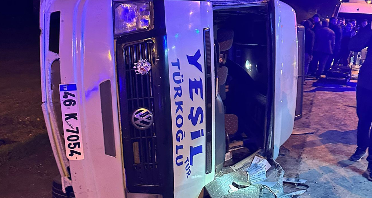 KAHRAMANMARAŞ’TA MİNİBÜS KAZASI: 10 YARALI