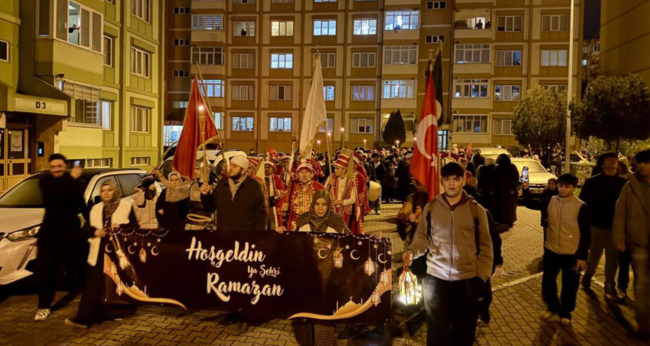 BEYLİKDÜZÜ’NDE RAMAZAN’A ÇOŞKULU KARŞILAMA 