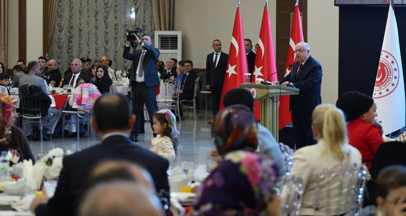 BAKAN GÜLER, ŞEHİT AİLELERİ VE GAZİLERLE İFTARDA BİR ARAYA GELDİ 