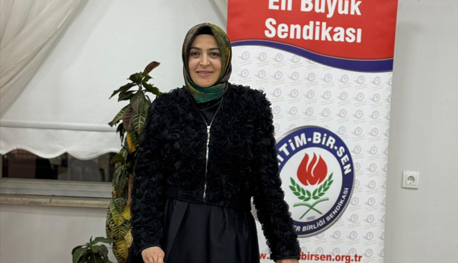 ESİN ERDOĞAN : KADINLAR TOPLUM HAYATININ TEMEL UNSURLARIDIR