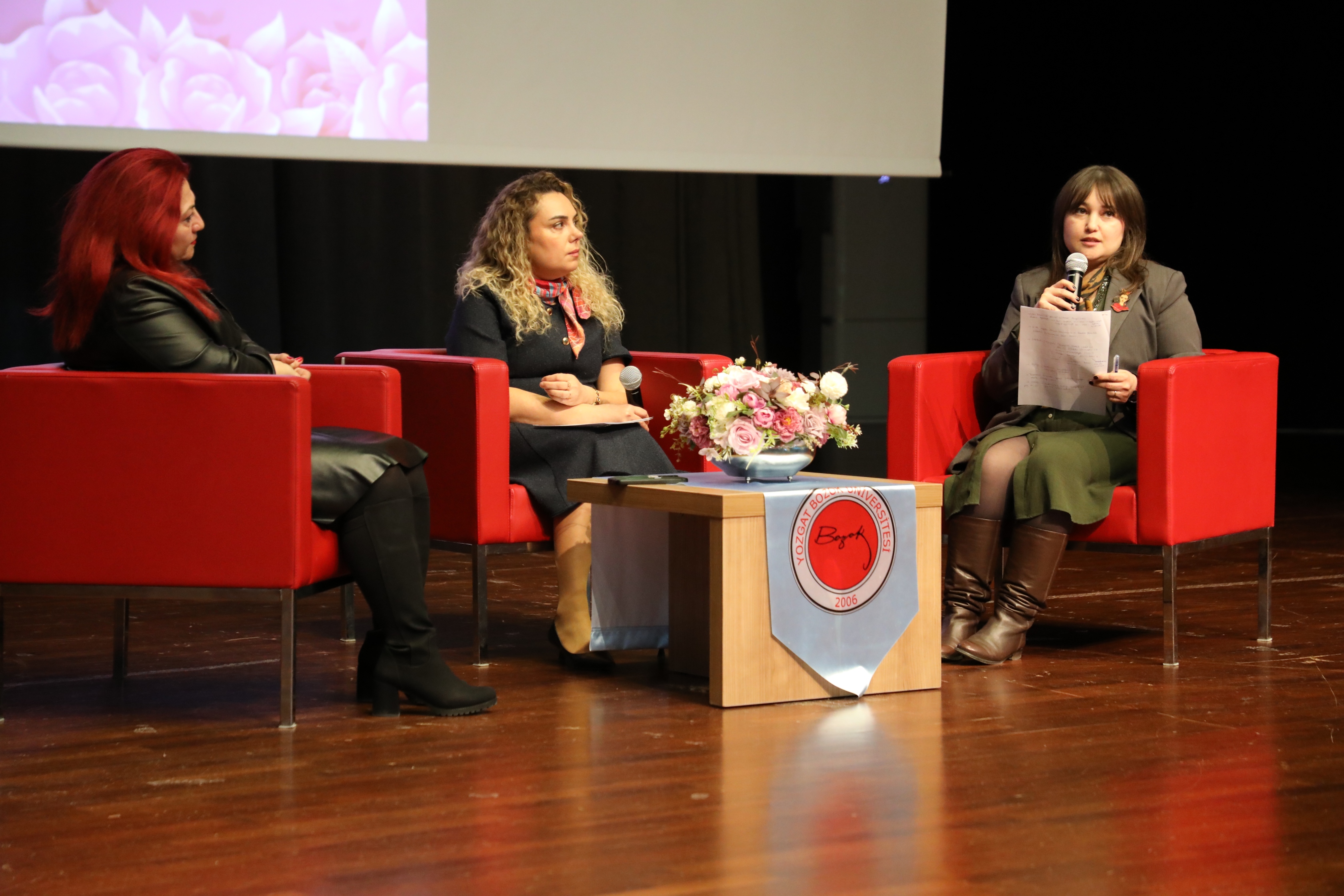 ‘KADIN HAKLARININ TARİHSEL VE HUKUKSAL YOLCULUĞU’ PANELİ İLGİYLE İZLENDİ