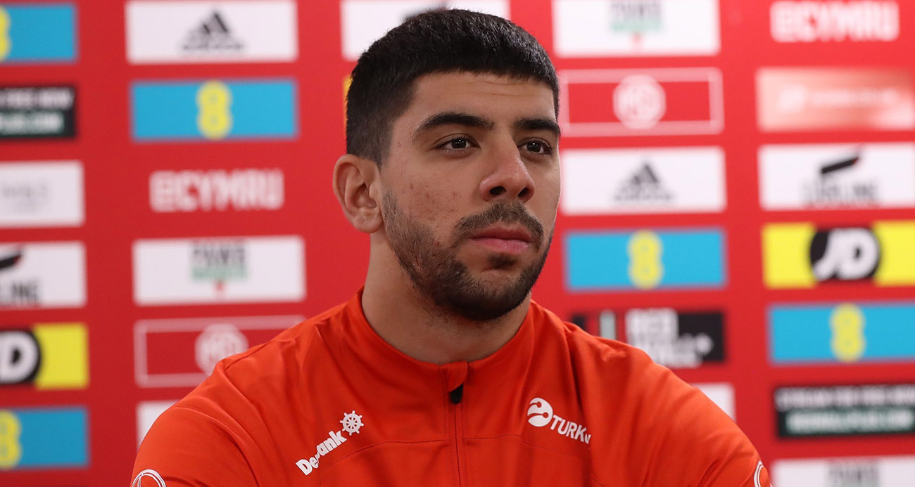 MİLİ FUTBOLCU CENK ÖZKACAR DÜNYA KUPASI’NDAN EMİN 