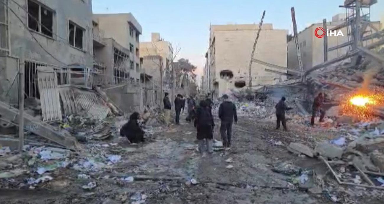 TAHRAN’DA SİVİL YERLEŞİME DÜZENLENEN SALDIRININ ARDINDAN YAŞANAN YIKIM GÖRÜNTÜLENDİ