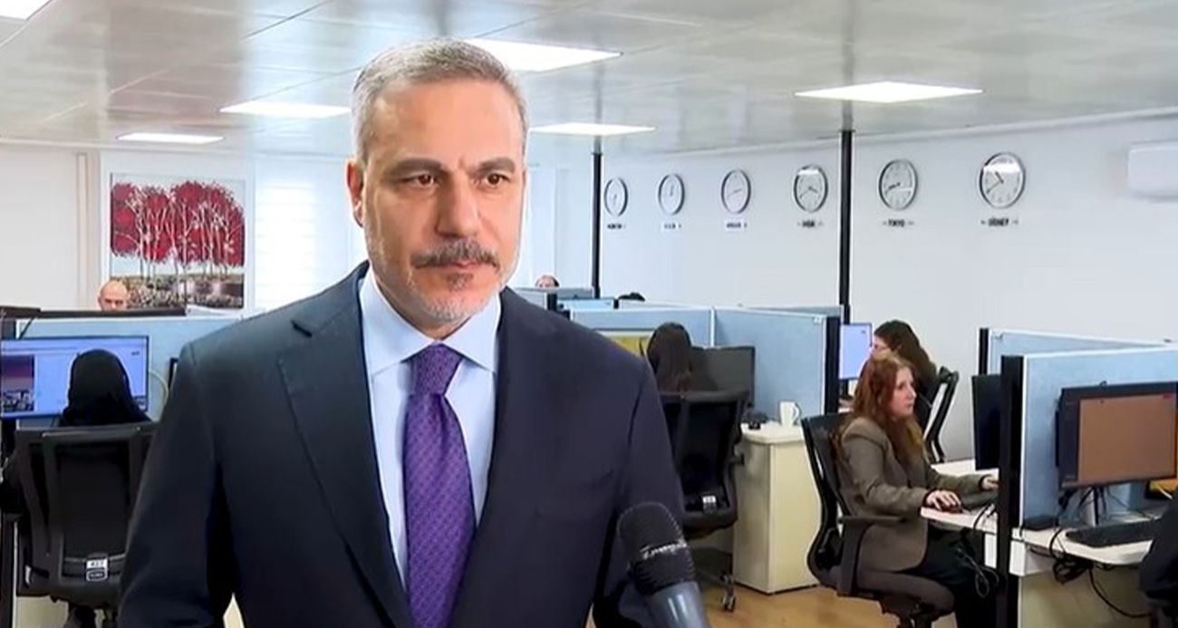 BAKAN FİDAN: "KONSOLOSLUK ÇAĞRI MERKEZİNDE DÜNYANIN DÖRT BİR TARAFINDA BULUNAN VATANDAŞLARIMIZIN SORULARINA CEVAP VERİLMEKTE"