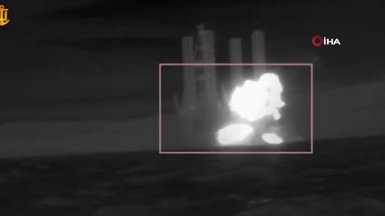 UKRAYNA, RUSYA’YA AİT DENİZALTI TESPİT HELİKOPTERİNİ VURDU 