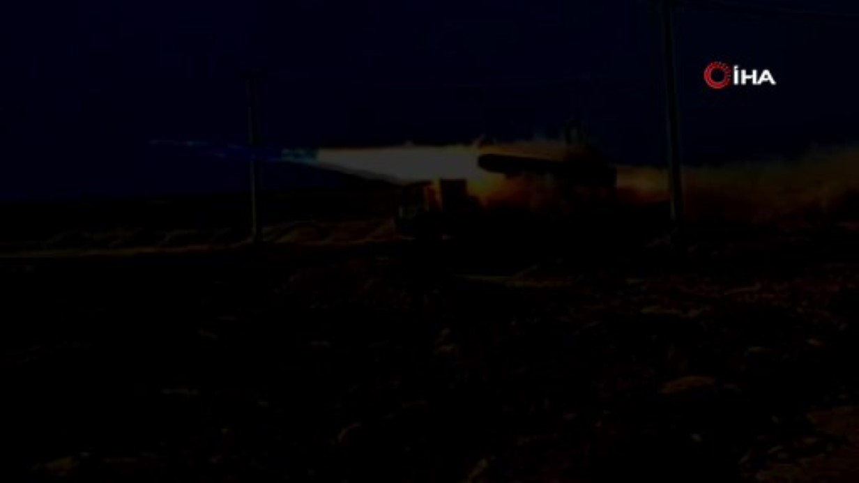 İRAN ORDUSU, ABD UÇAK GEMİSİ USS ABRAHAM LİNCOLN’E GEMİSAVAR FÜZE FIRLATTI 