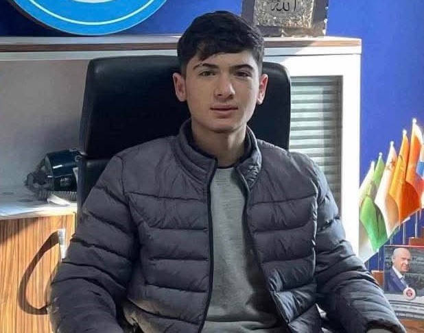 KÖPEKTEN KAÇARKEN CANINDAN OLDU