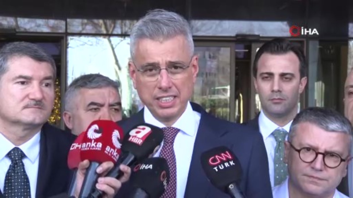 SAĞLIK BAKANI MEMİŞOĞLU: &QUOT;MAALESEF İLBER ORTAYLI HOCAMIZI KAYBETTİK, TÜRKİYE’NİN ÇOK BÜYÜK BİR DEĞERİNİ KAYBETTİK&QUOT; 