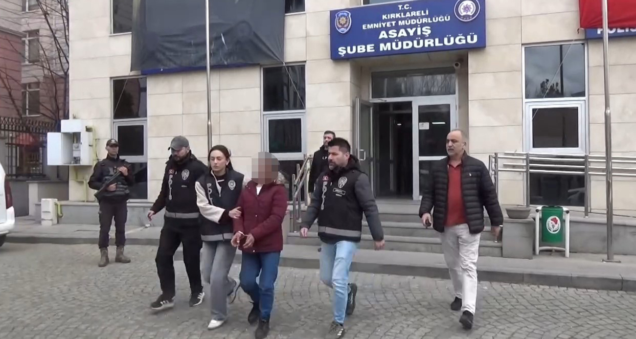 YANDI SANDILAR CİNAYET ÇIKI: KAĞIT VE TAHTALARI AYÇİÇEĞİ YAĞIYLA TUTUŞTURUP YANGIN ÇIKARMIŞ 