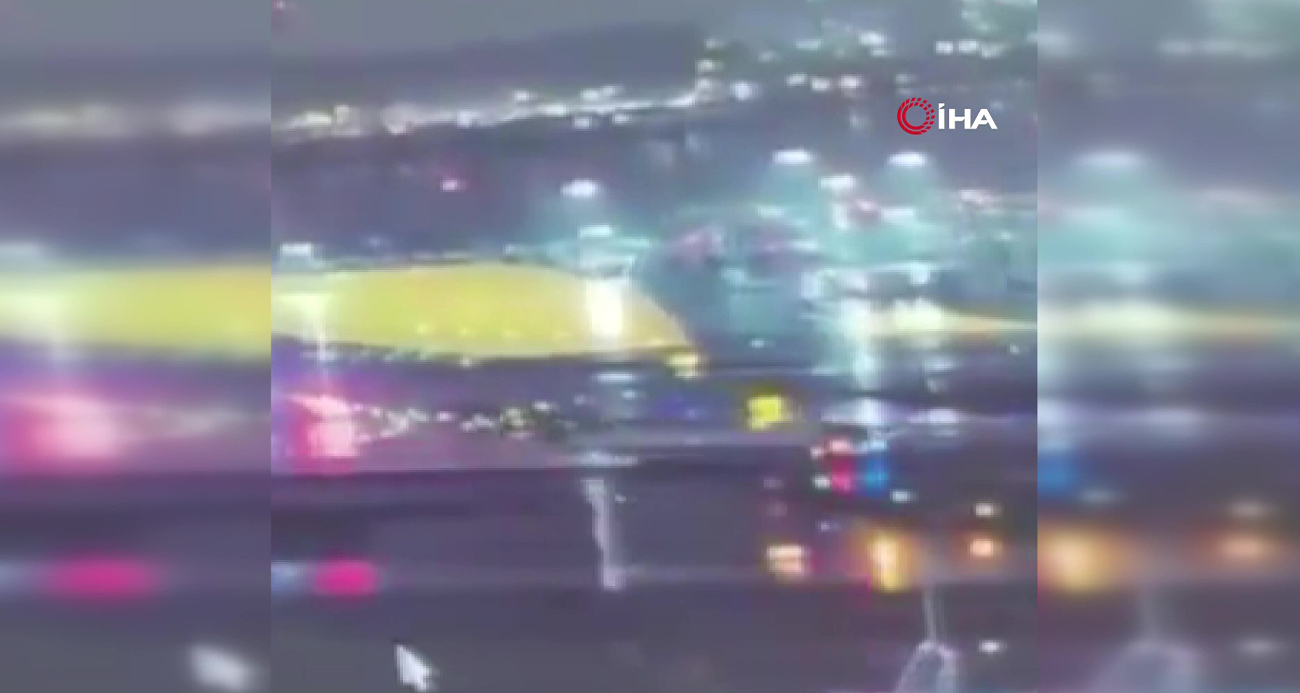 ABD’DE YOLCU UÇAĞININ İNİŞ SIRASINDA HİZMET ARACINA ÇARPTIĞI ANIN GÖRÜNTÜLERİ ORTAYA ÇIKTI 