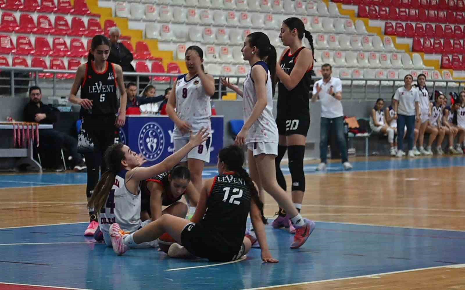 YILDIZLAR BASKETBOL YARIFİNAL MÜSABAKALARI YOZGAT’TA TAMAMLANDI
