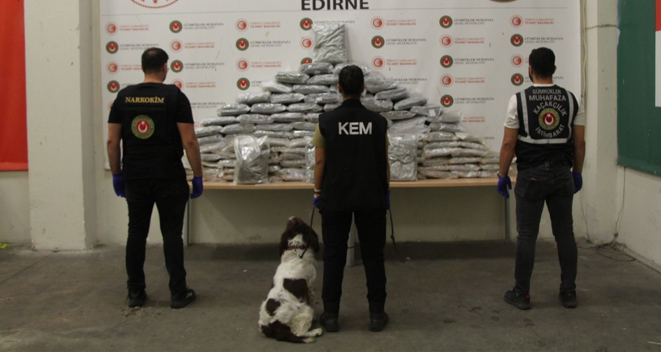 54 MİLYON DEĞERİNDE UYUŞTURUCU ELE GEÇİRİLDİ