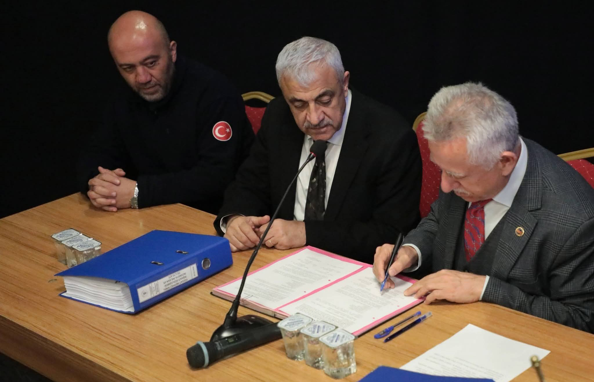 YOZGATIN ALT YAPI TADİLAT PROJESİNİN SÖZLEŞMESİ İMZALANDI