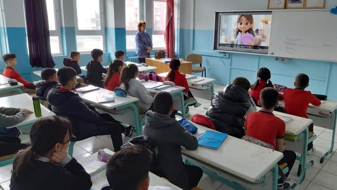 YOZGAT’TA İLK DERS ZİLİ ‘FİNANSAL OKURYAZARLIK’ İÇİN ÇALDI