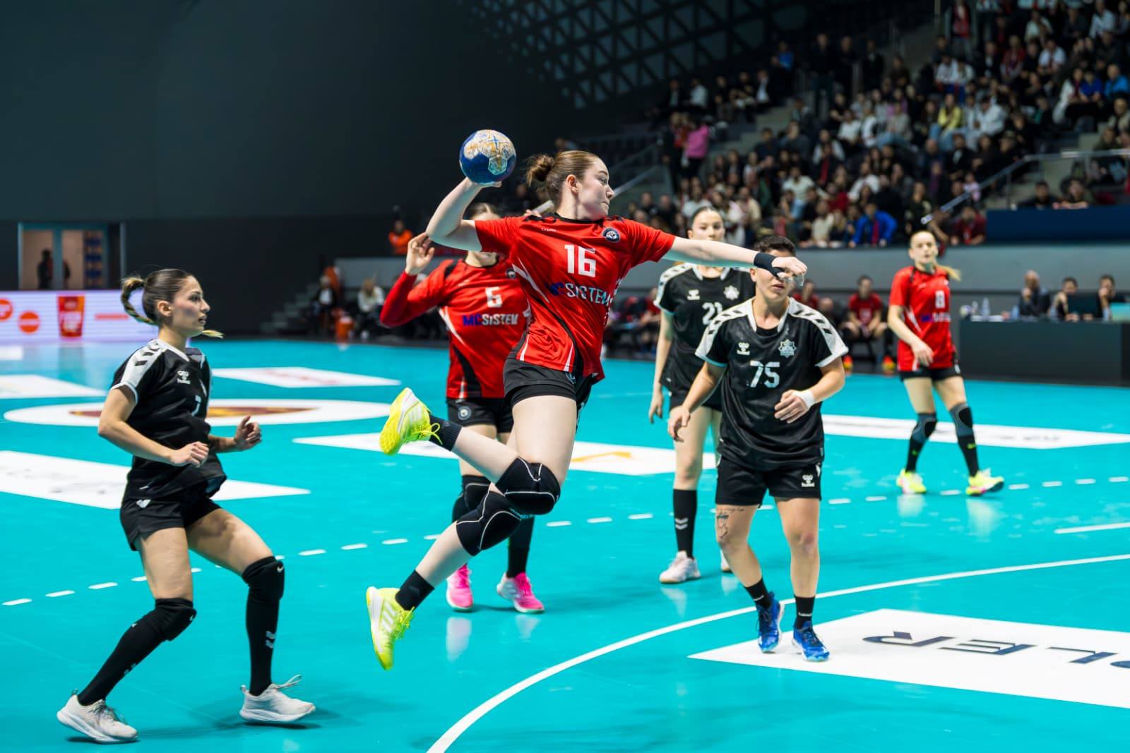 MC SİSTEM YOZGAT GSK KADIN HENTBOL TAKIMIMIZ SÜPER LİGDE