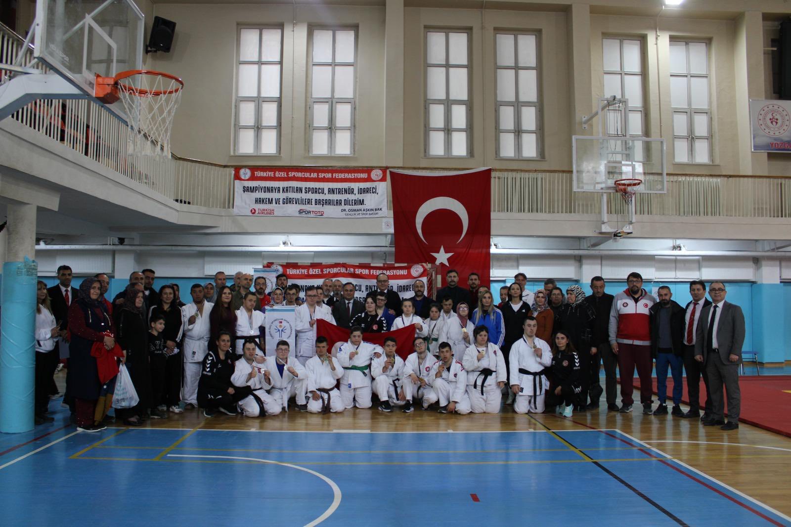 JUDOWN MİLLİ TAKIMINDAN 14 SPORCU YOZGAT KAMPINDA AĞIRLANDI