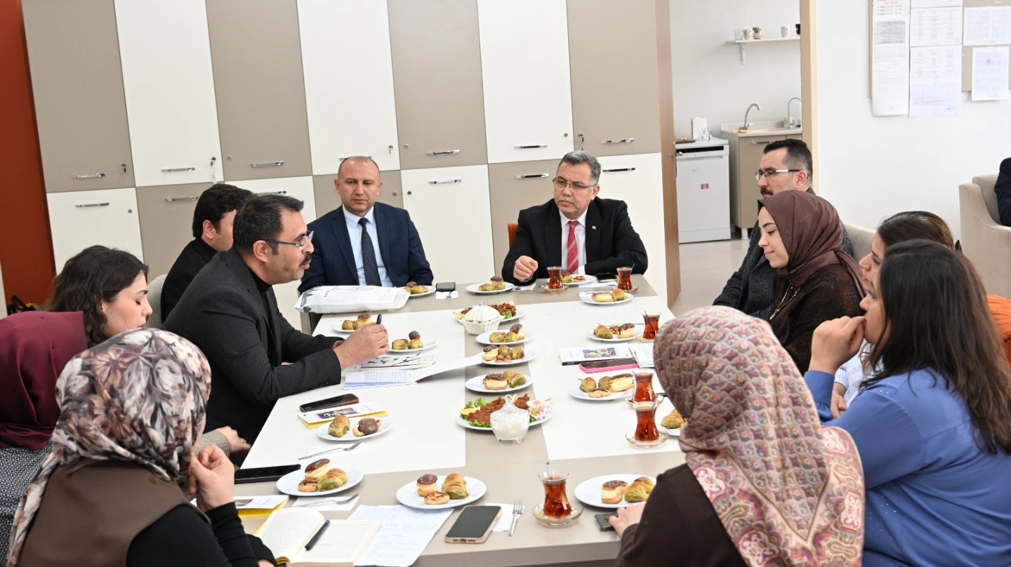 YERKÖY İLÇESİNDE KİTAP OKUMA KULÜPLERİ TOPLANTISI