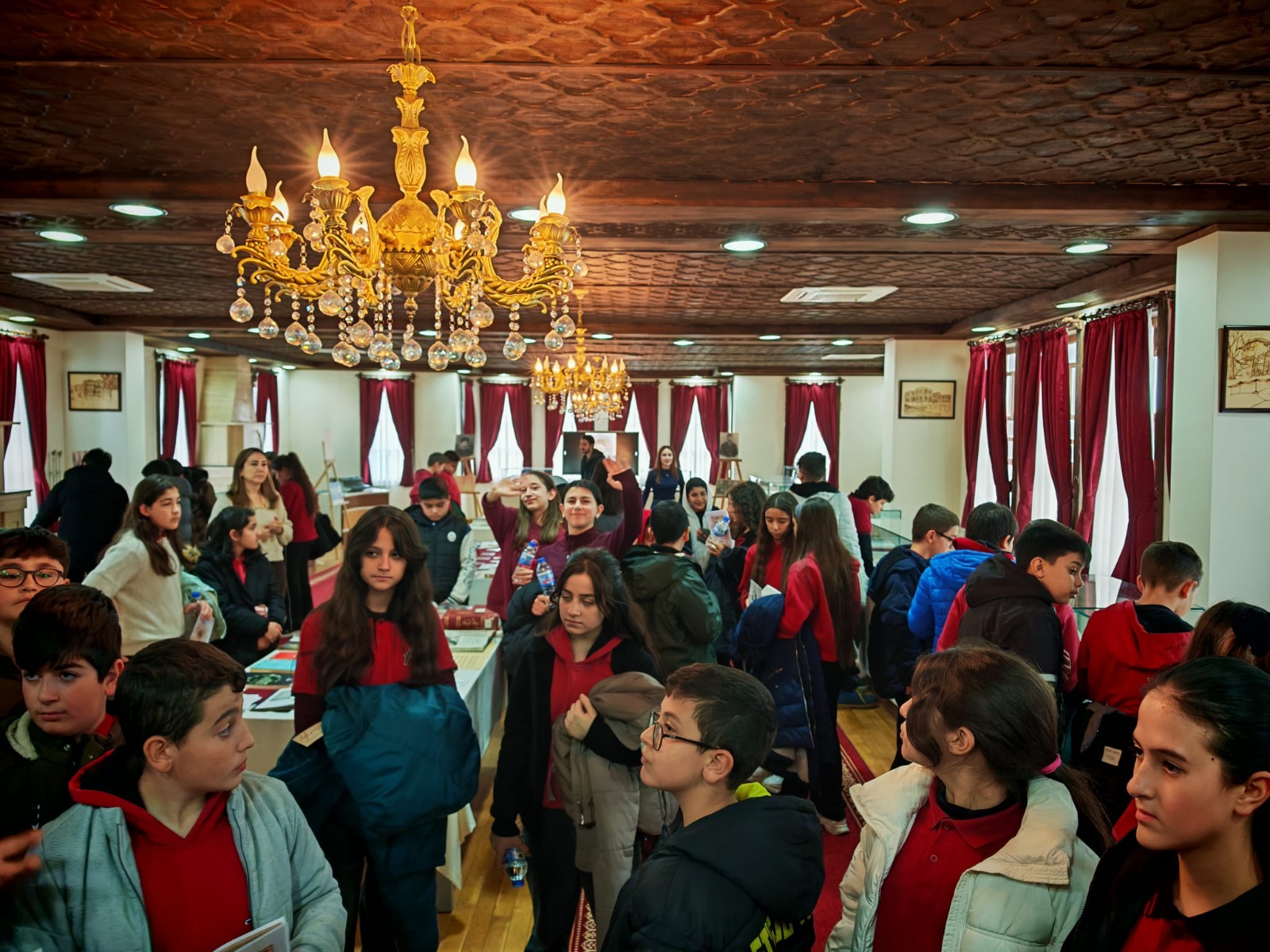 M. AKİF ERSOY SERGİSİ ÖĞRENCİLERİN İLGİ ODAĞI OLDU