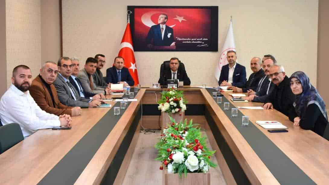 YOZGAT MİLLİ EĞİTİMİNDE HAFTALIK DEĞERLENDİRME TOPLANTISI