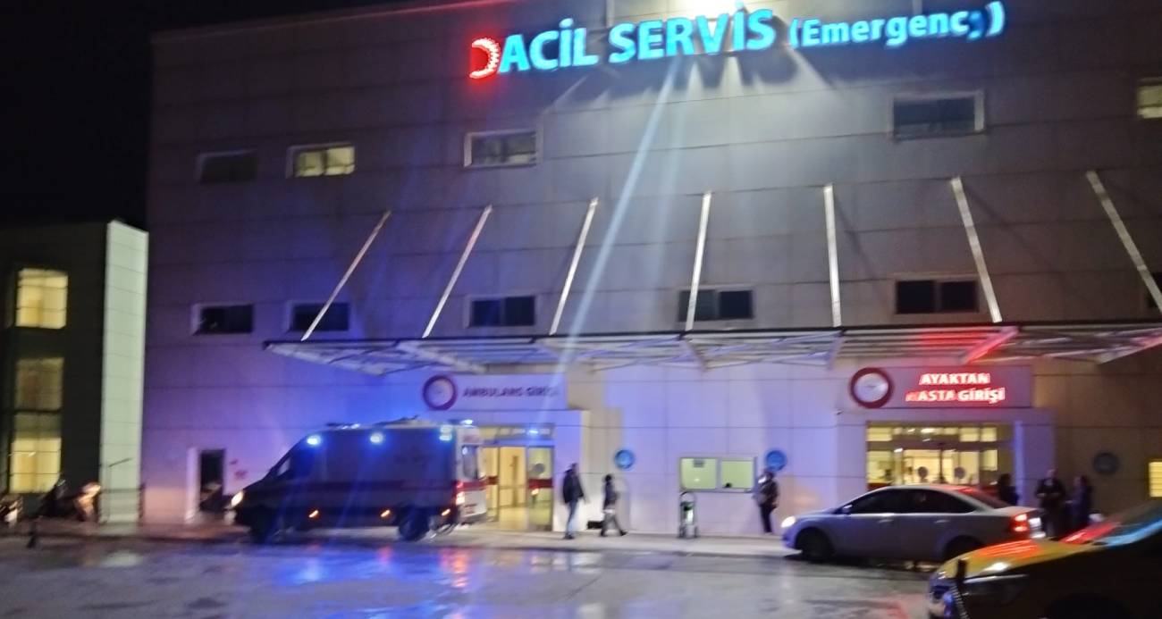 BALIK FİRMASINDA AMONYAK ZEHİRLENMESİ: 14 KİŞİ HASTANEYE KALDIRILDI 