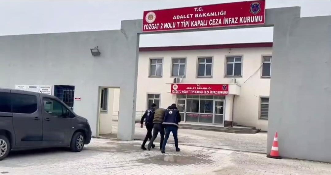 YOZGAT’TA 3 DÜZENSİZ GÖÇMEN YAKALANDI