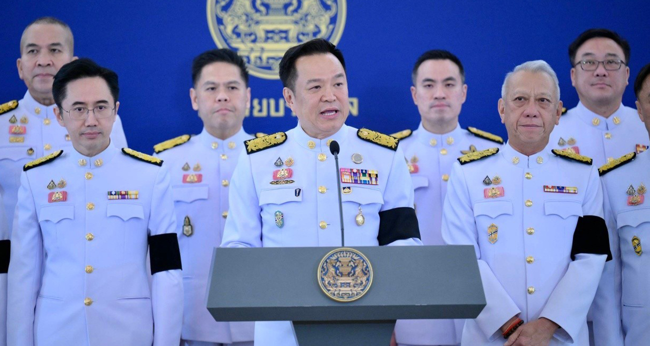 TAYLAND'DA CHARNVİRAKUL HÜKÜMETİ RESMEN GÖREVE BAŞLADI 