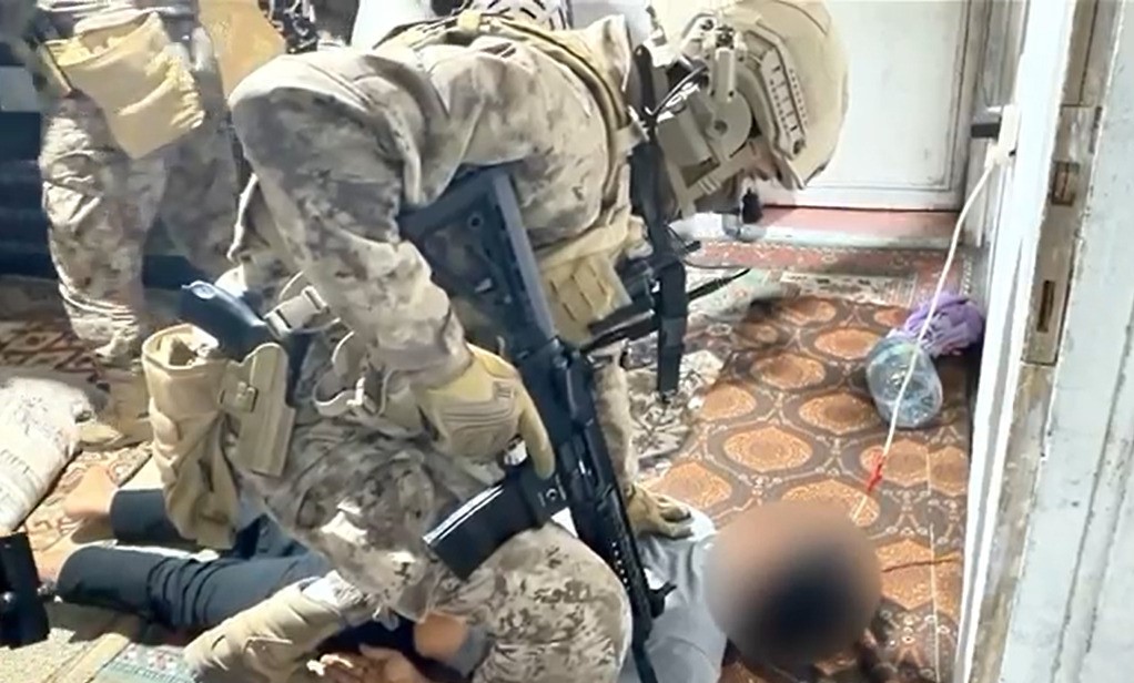 YOZGAT’TA DEAŞ TERÖR ÖRGÜTÜ ÜYESİ 15 KİŞİ GÖZALTINA ALINDI 