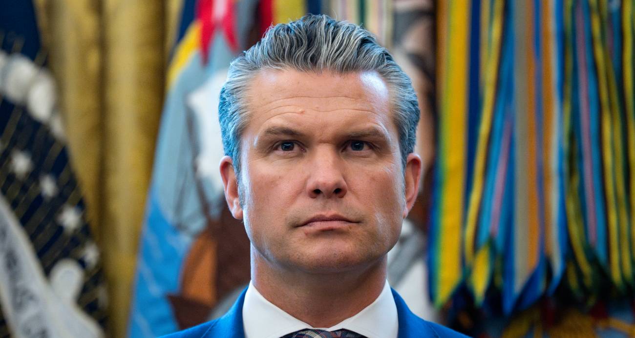 HEGSETH: &QUOT;İRAN AMERİKAN GÜÇLERİNİ TEHDİT EDİYORSA TEREDDÜTSÜZ ATEŞ AÇACAĞIZ&QUOT; 