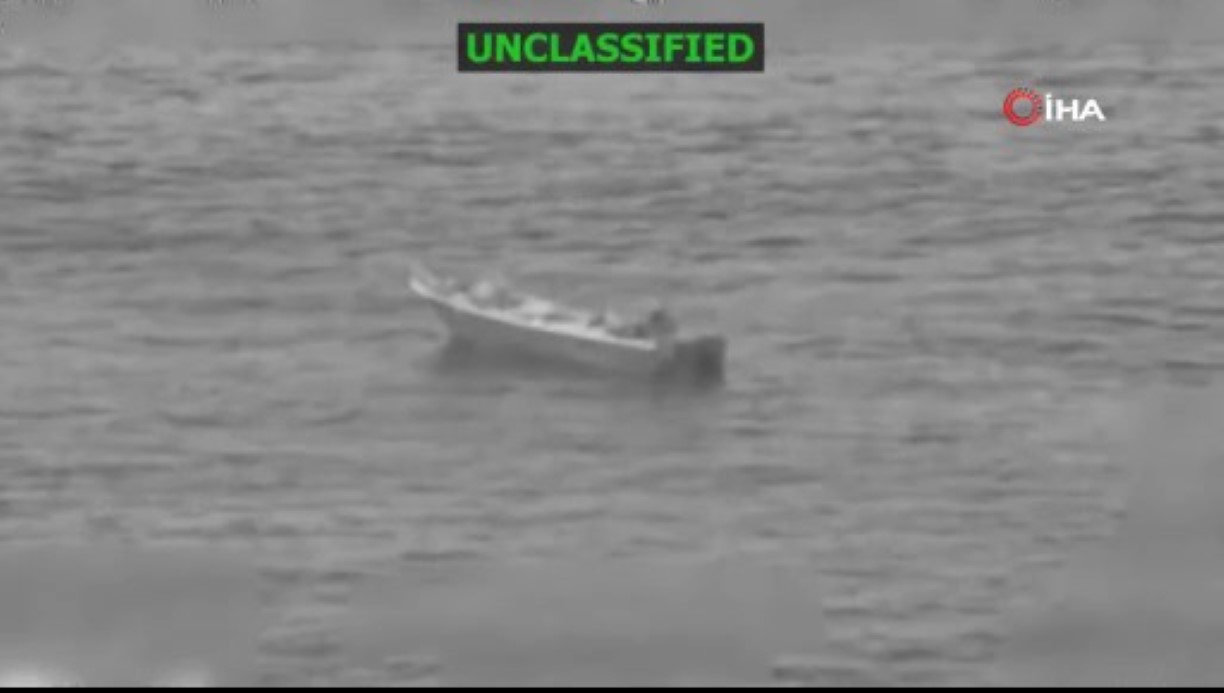 ABD, DOĞU PASİFİK’TE UYUŞTURUCU TAŞIYAN BİR TEKNEYİ DAHA VURDU: 2 ÖLÜ 
