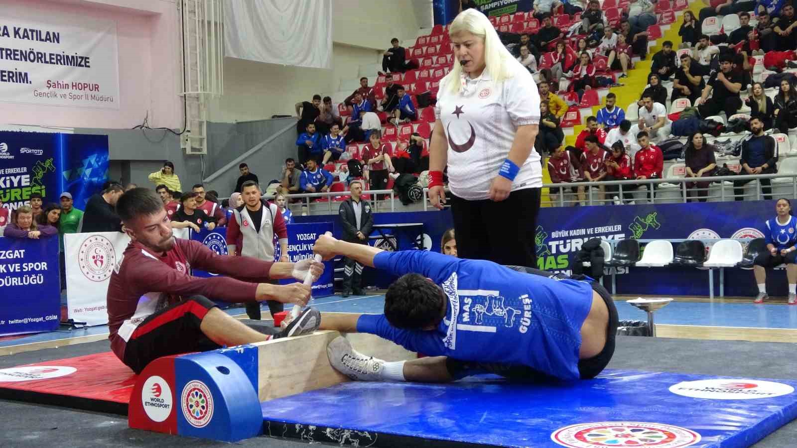 MAS GÜREŞİ TÜRKİYE ŞAMPİYONASI YOZGAT’TA BAŞLADI 