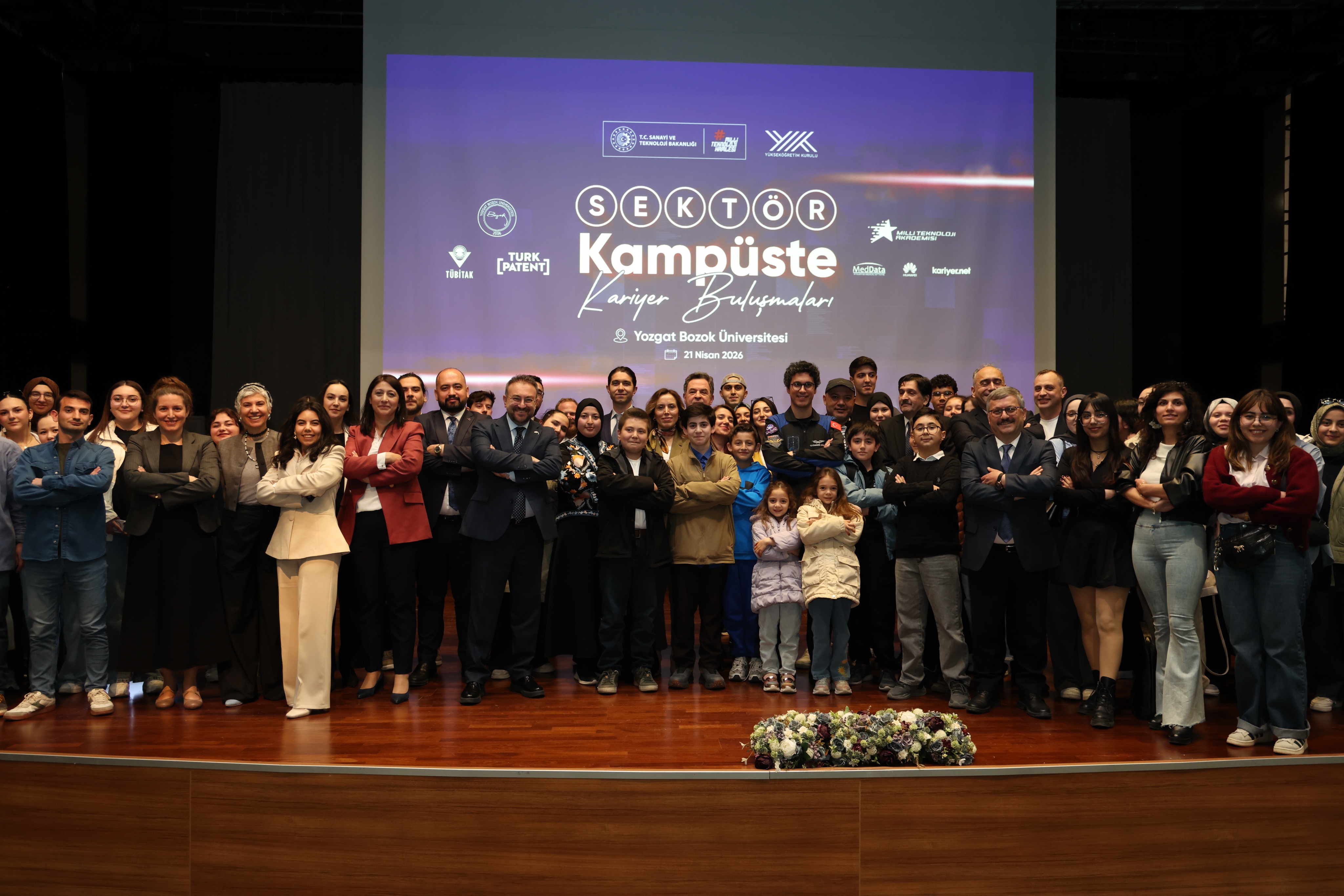 TÜRK ASTRONOTU ATASEVER’DEN  ÜNİVERSİTE ÖĞRENCİLERİNE UZAY YOLCULUĞU  PAYLAŞIMI