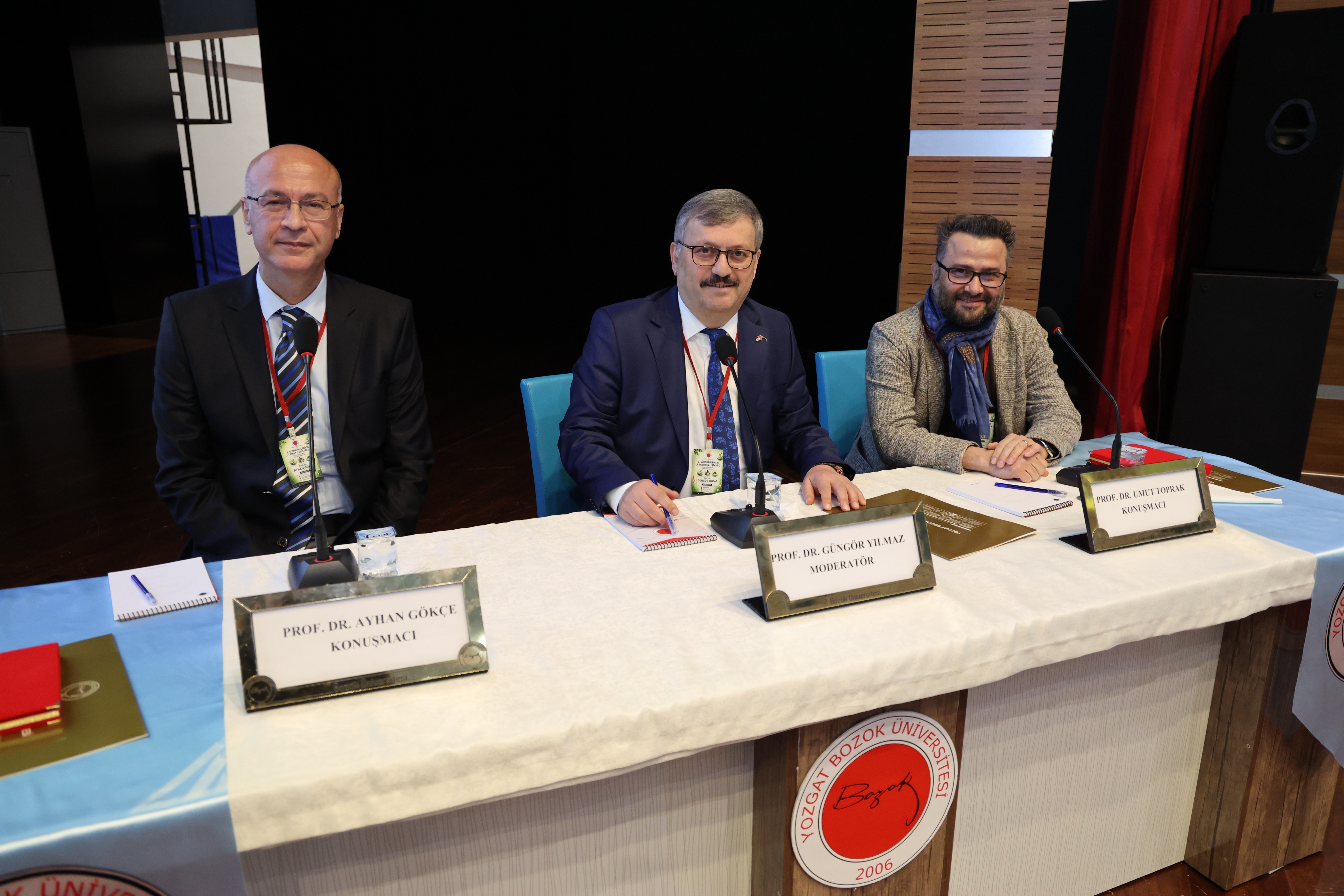 ZİRAAT FAKÜLTESİNİN DÜZENLEDİĞİ 3.SÜRDÜRÜLEBİLİR TARIM ÇALIŞTAYI İLGİYLE İZLENDİ