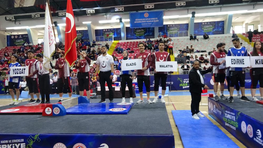 TÜRKİYE’NİN İLK RESMİ MAS GÜREŞİ YOZGAT’TA BAŞLADI