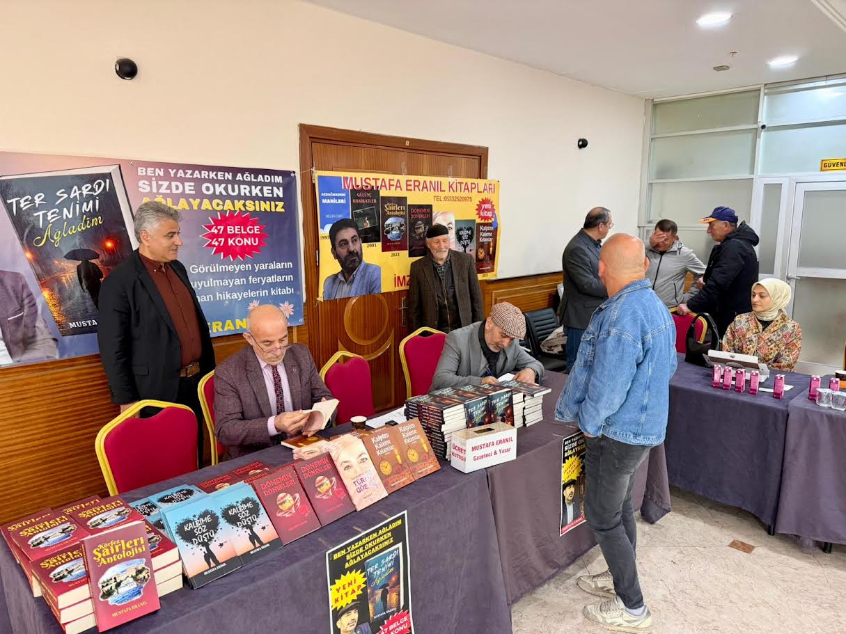 YAZAR MUSTAFA ERANIL  BİR GÜNDE BİN KİTAP İMZALADI