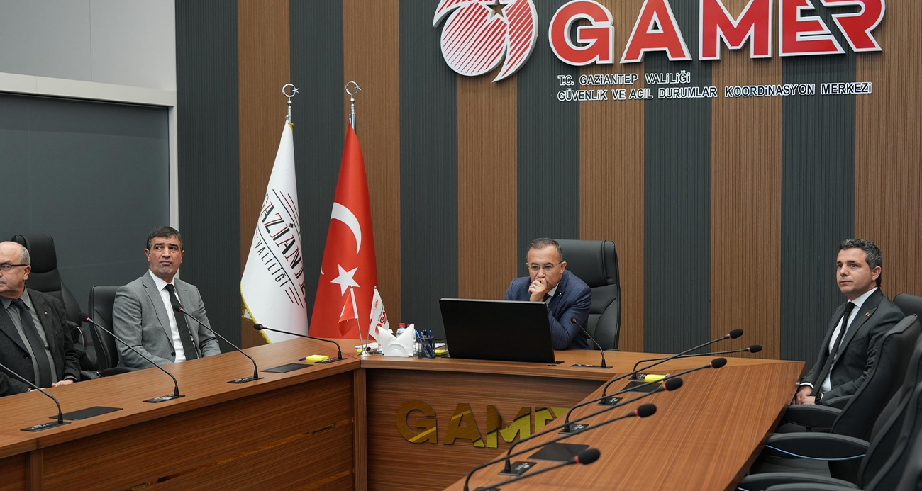 GAZİANTEP’TE &QUOT;SÜPER HÜCRE&QUOT; FIRTINASINDA HASAR GÖREN 39 OKUL TATİL EDİLDİ 
