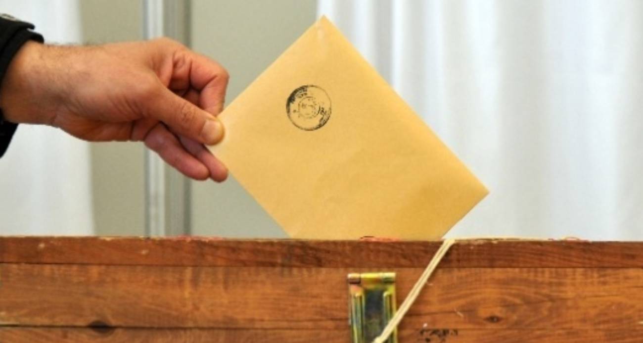 AK PARTİ 7 HAZİRAN’DA YAPILACAK BELDE BELEDİYE BAŞKANLIĞI SEÇİMLERİ İÇİN ADAYLARINI AÇIKLADI 
