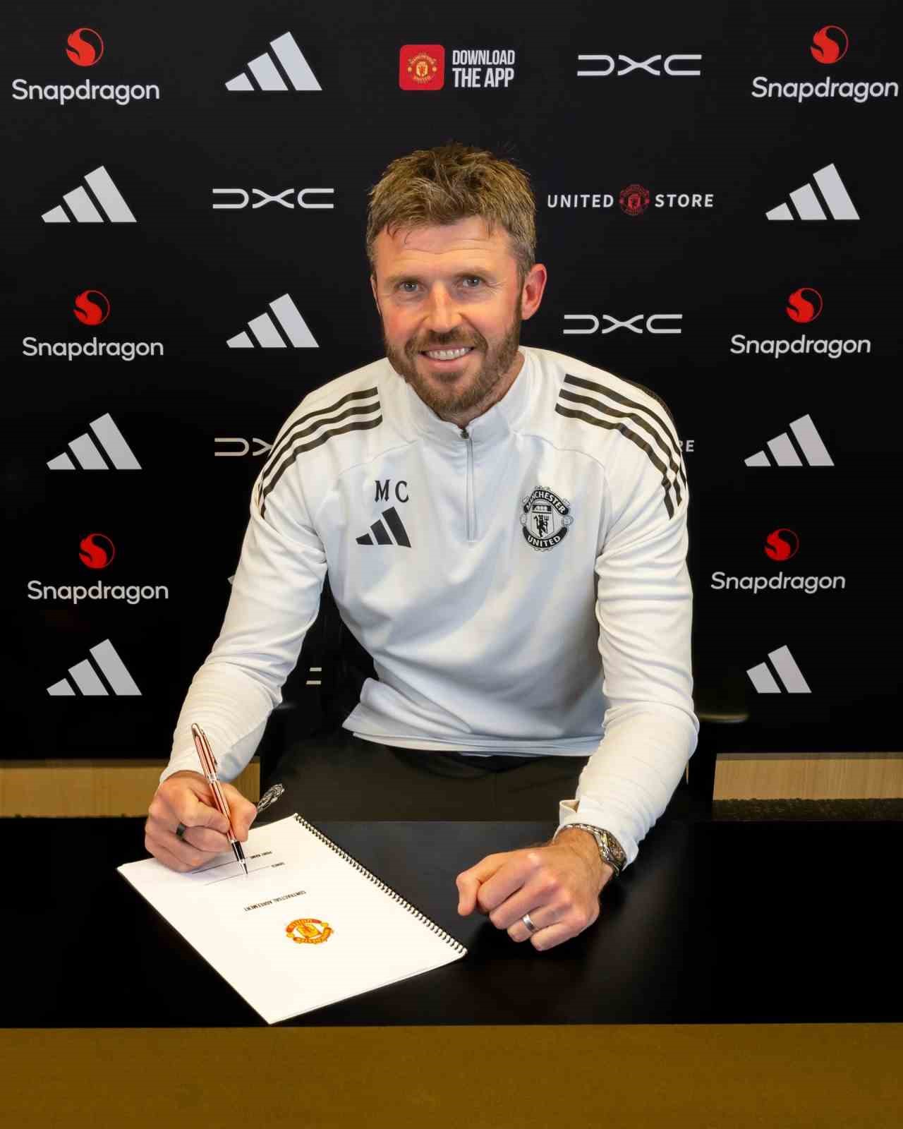 MANCHESTER UNİTED, 2 YIL DAHA MİCHAEL CARRİCK’E EMANET 