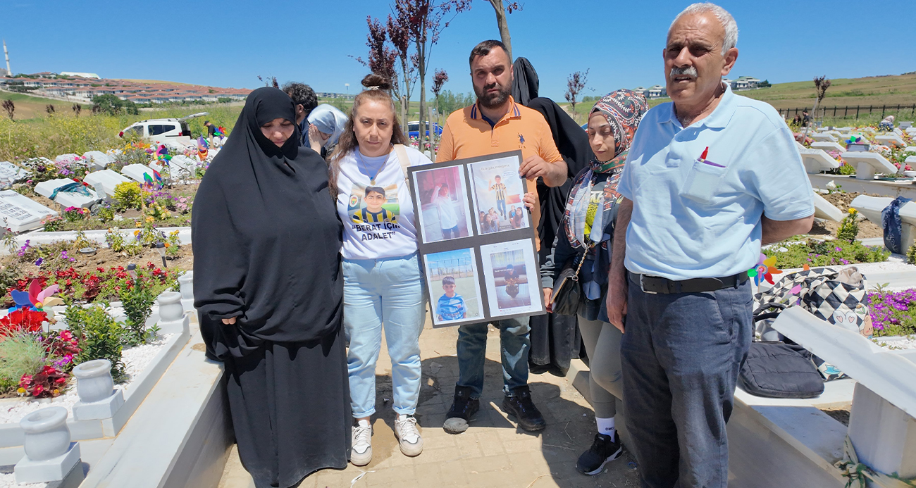 BÜYÜKÇEKMECE’DE BIÇAKLANARAK ÖLDÜRÜLEN 16 YAŞINDAKİ ABDULBAKİ DEMİREL’İN KABRİNDE HÜZÜNLÜ BAYRAM 