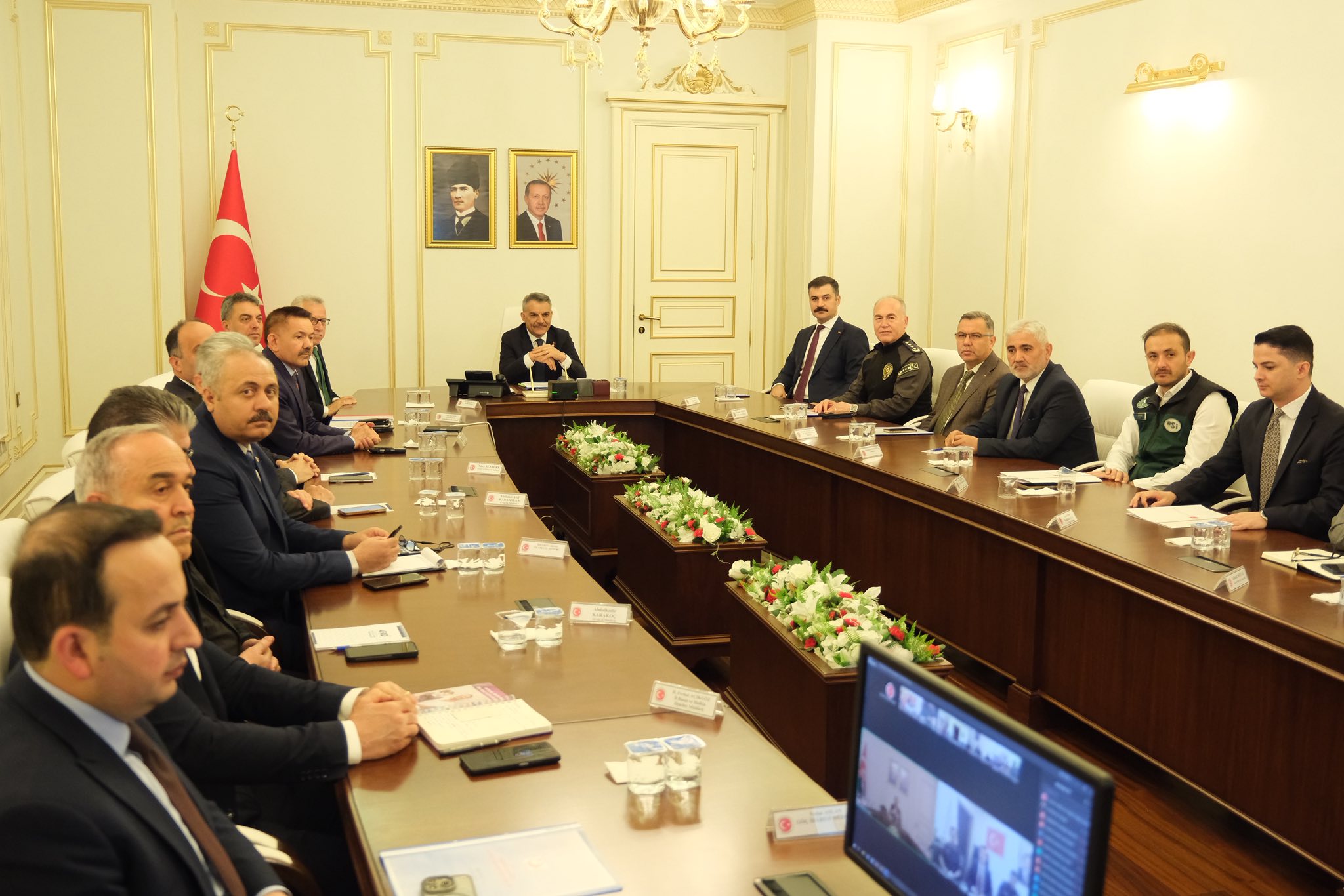 YOZGAT VALİLİĞİNDE BAYRAMA İLİŞKİN ÖNLEM TOPLANTISI