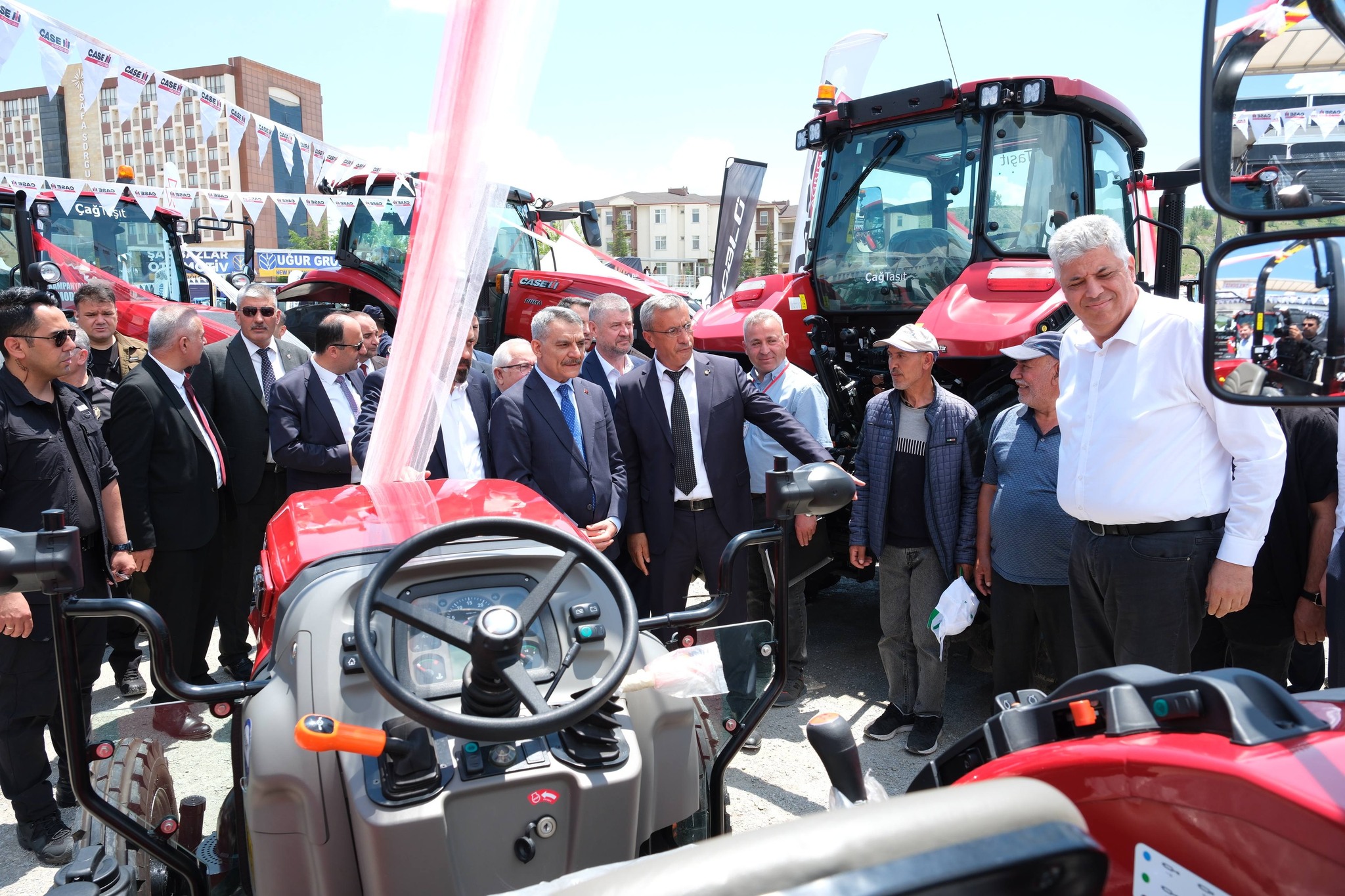 SORGUN 4.AGRO TARIM,HAYVANCILIK VE TİCARET FUARI TÖRENLE HİZMETE AÇILDI