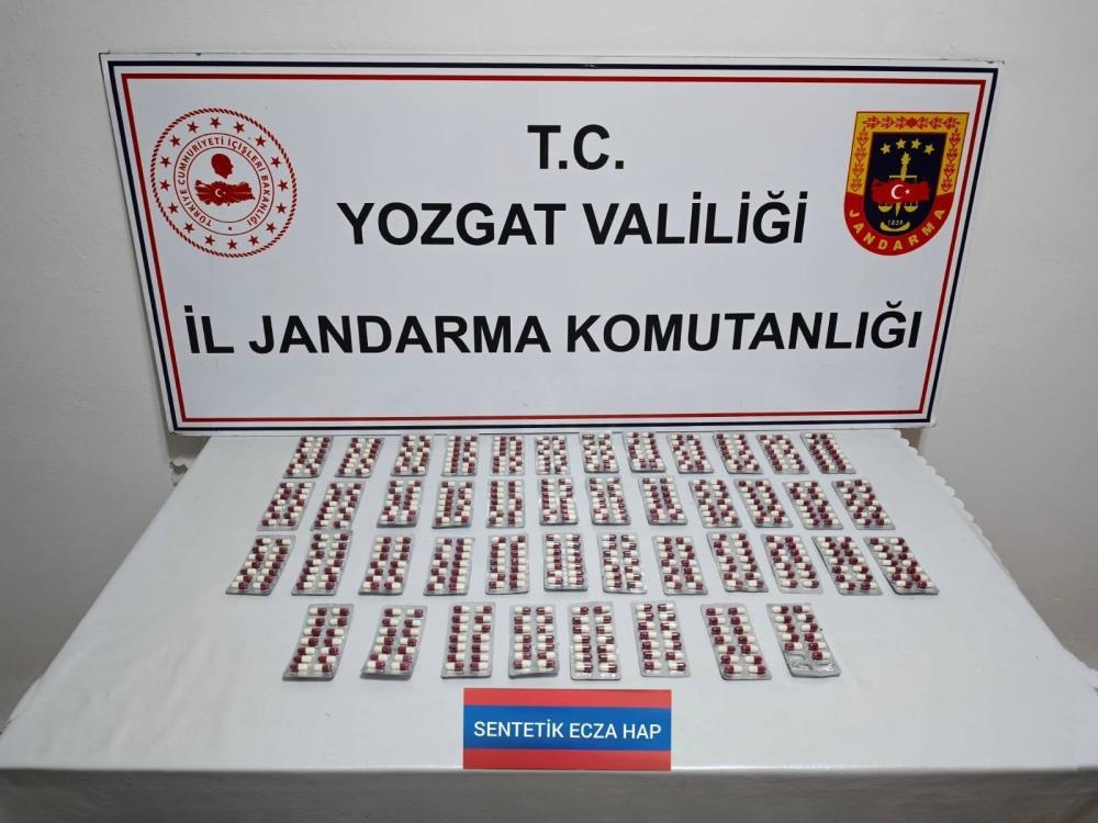 YOZGAT’TA 613 SENTETİK UYUŞTURUCU HAPI ELE GEÇİRİLDİ