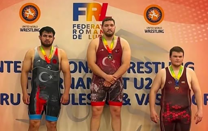 HEMŞEHRİMİZ BOSTAN GÜREŞ TURNUVASINDA GÜMÜŞ MADALYA KAZANDI