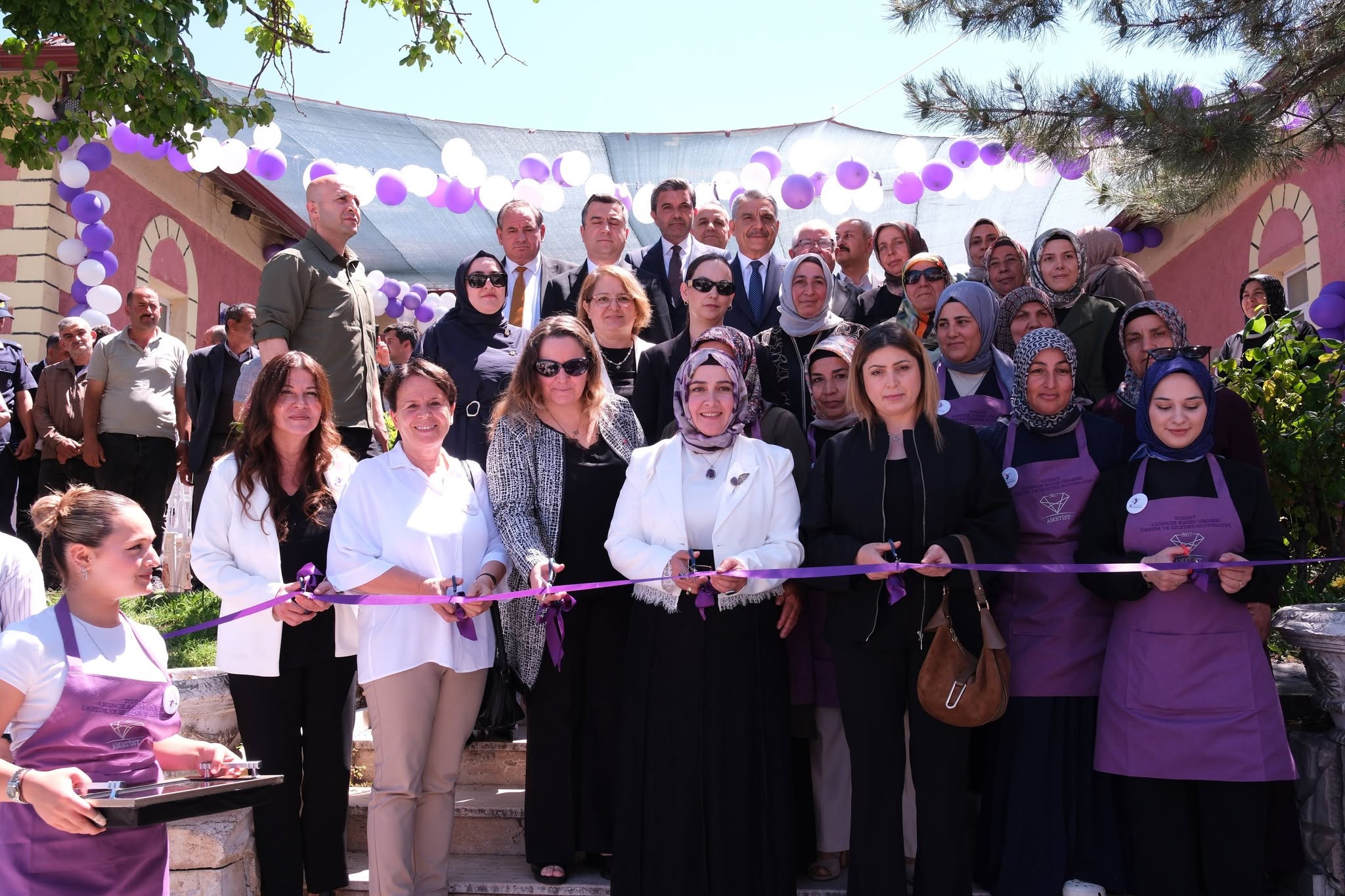 KADIN GİRİŞİMCİLERİN AYDINCIKTA KURDUĞU ATÖLYE TÖRENLE HİZMETE AÇILDI